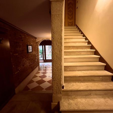 Nama Boutique Residence Βενετία Εξωτερικό φωτογραφία