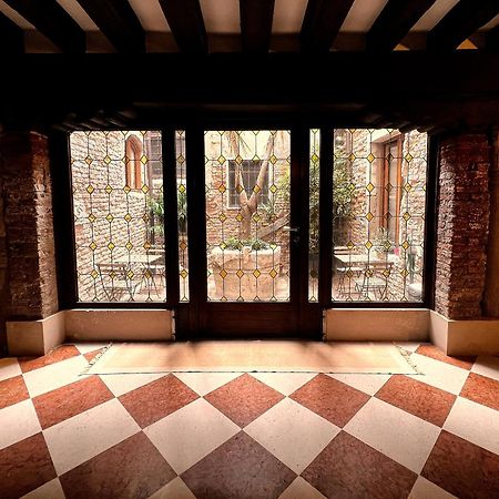 Nama Boutique Residence Βενετία Εξωτερικό φωτογραφία