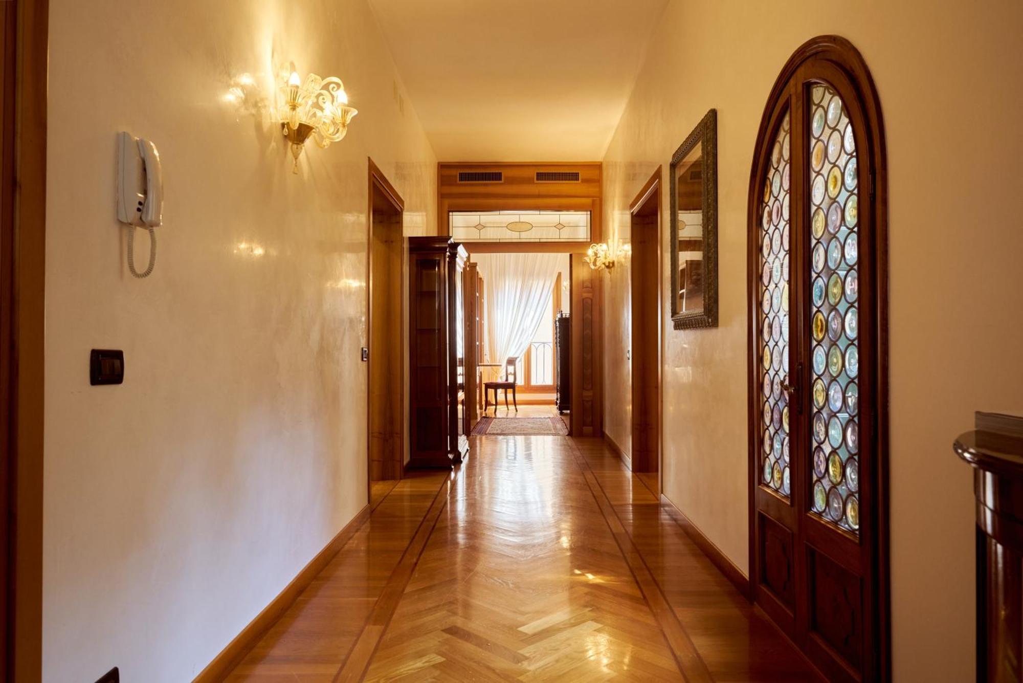 Nama Boutique Residence Βενετία Εξωτερικό φωτογραφία